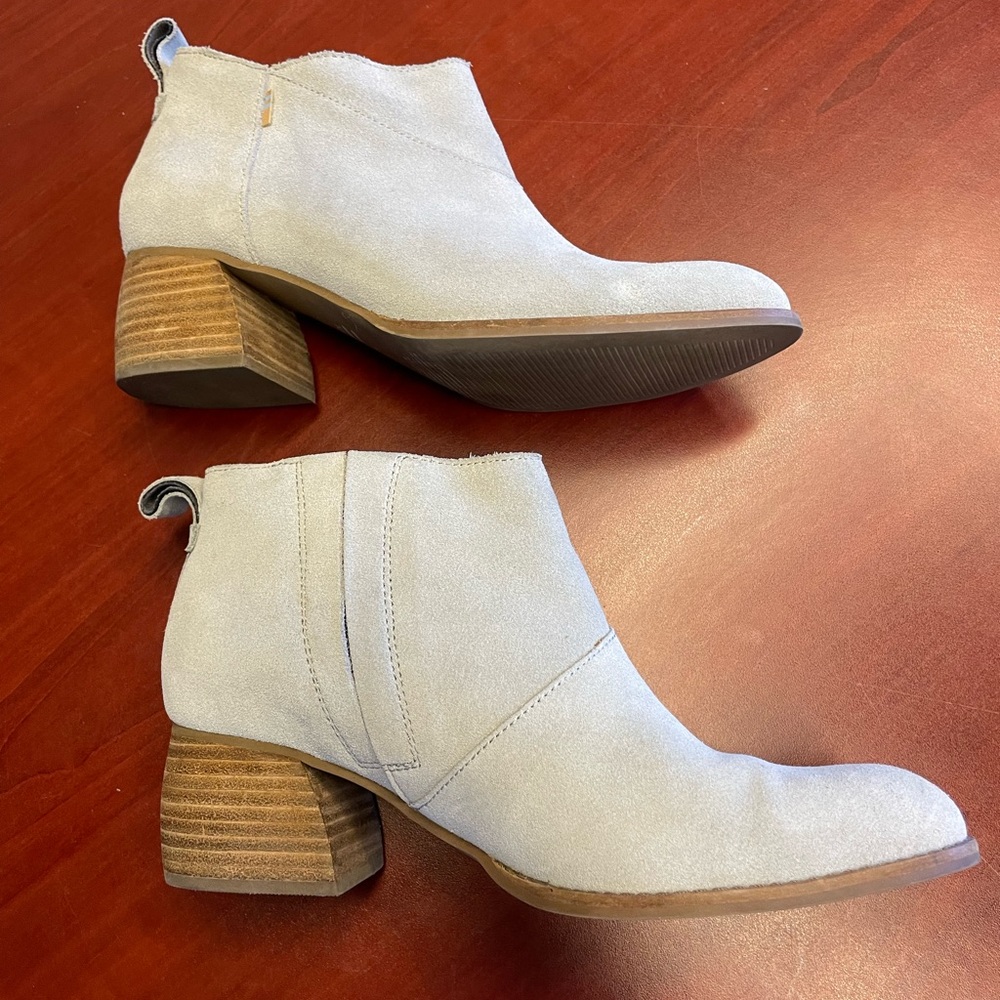 Toms suede block heel boots